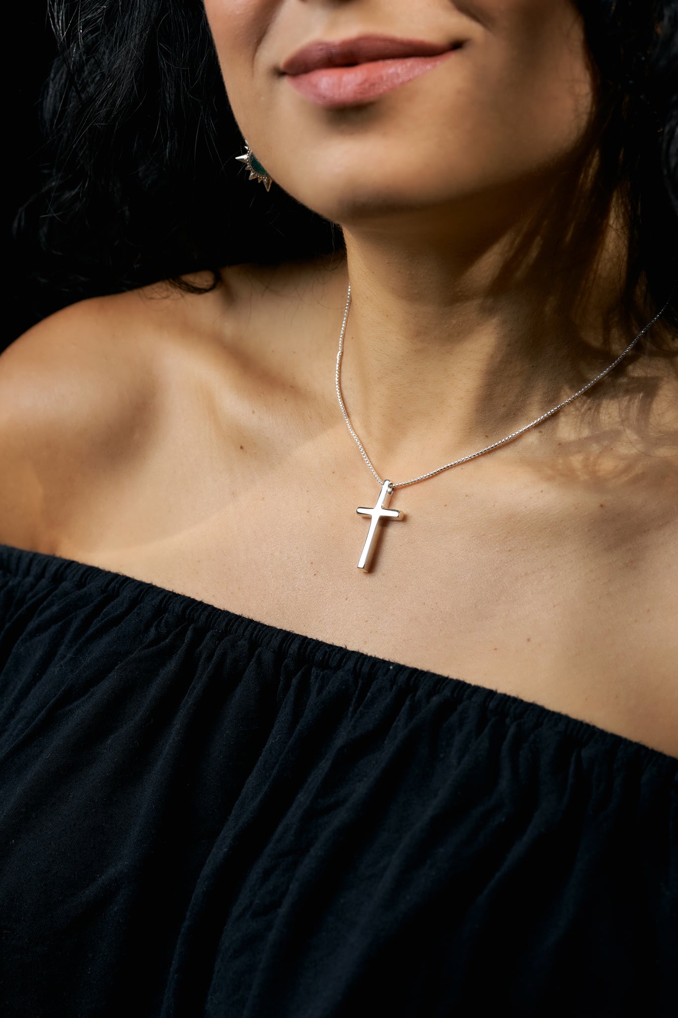 Classic Cross Pendant