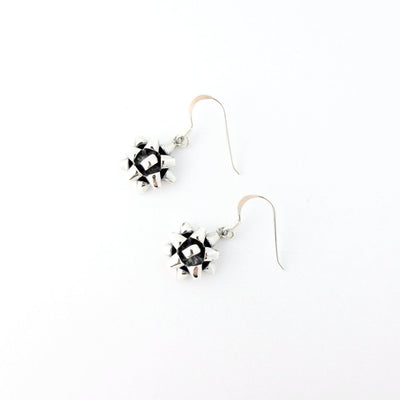 Present Bow Earrings